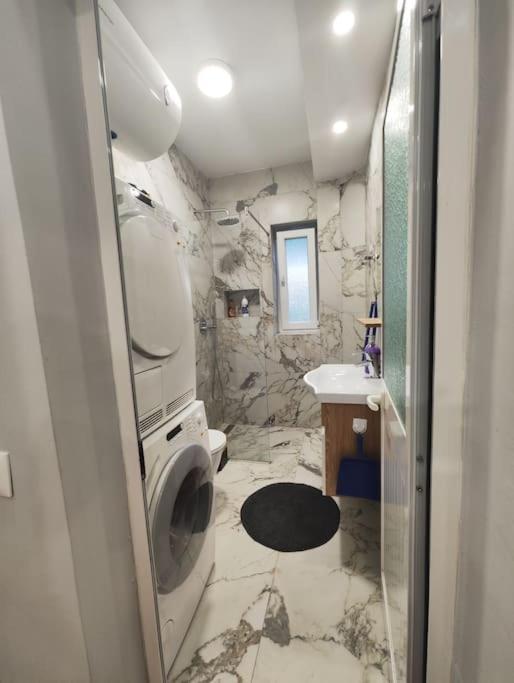 Starlight Downtown Appartement Tirana